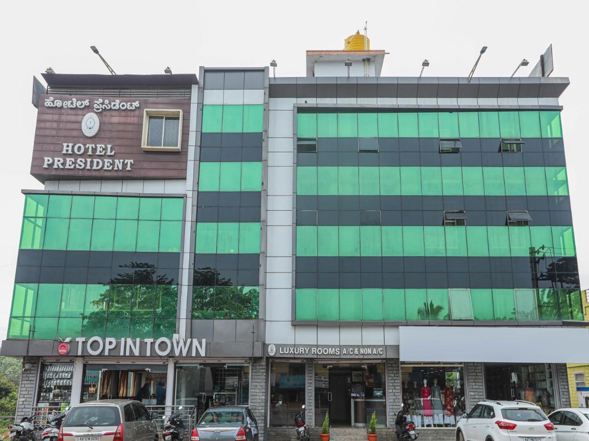 Capital O 84002 Hotel Top In Town President Kushālnagar Exteriér fotografie