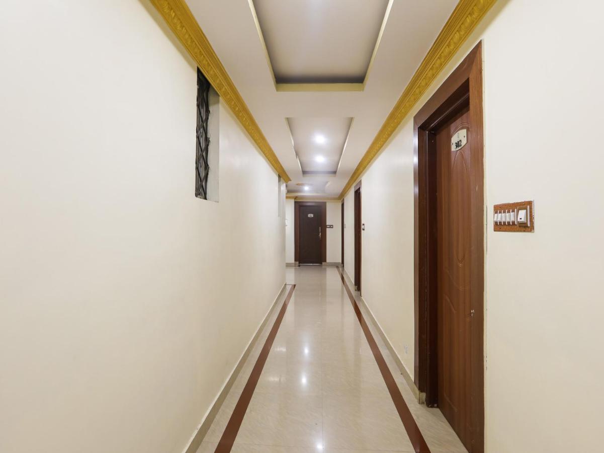Capital O 84002 Hotel Top In Town President Kushālnagar Exteriér fotografie