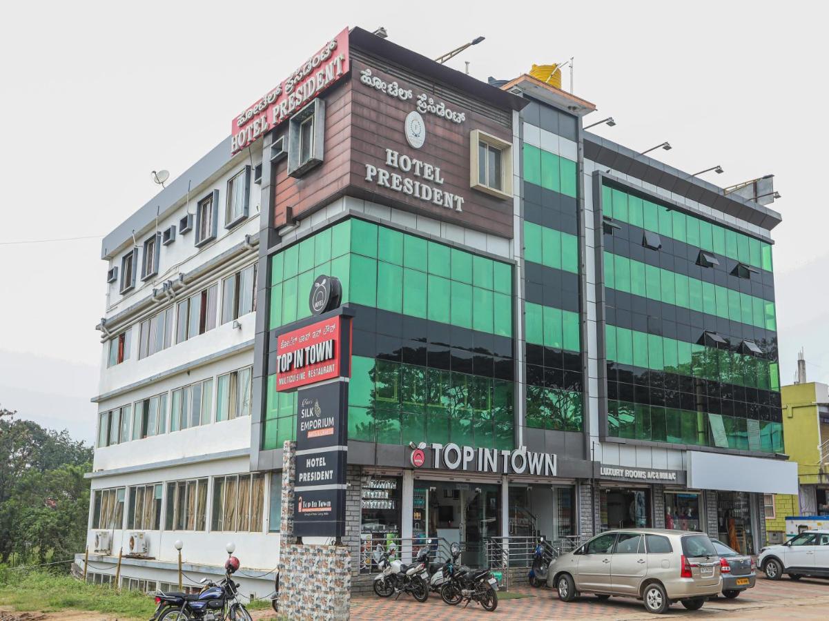 Capital O 84002 Hotel Top In Town President Kushālnagar Exteriér fotografie